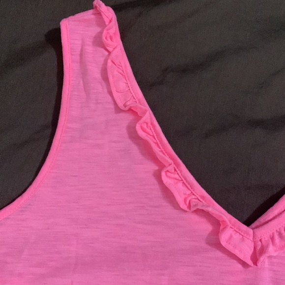 EUC Women’s size L Lilly Pulitzer pink ruffled tank top - Picture 2 of 6